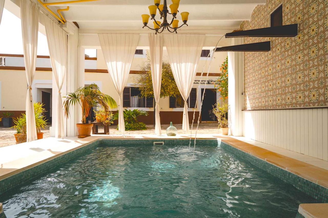 Loftotel Canet Еспорлес Екстериор снимка