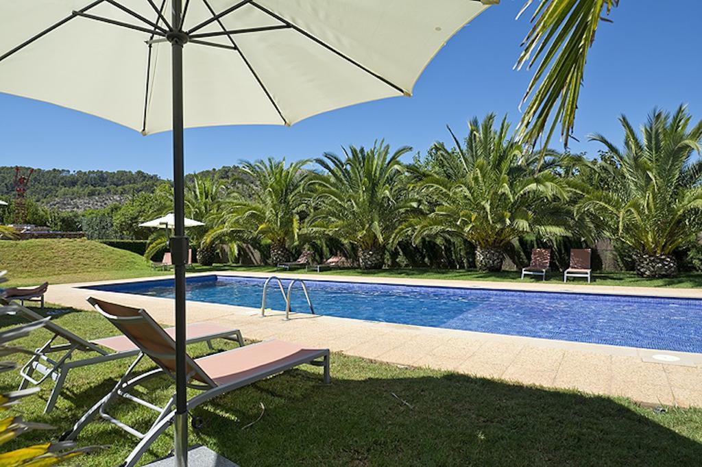 Loftotel Canet Еспорлес Екстериор снимка