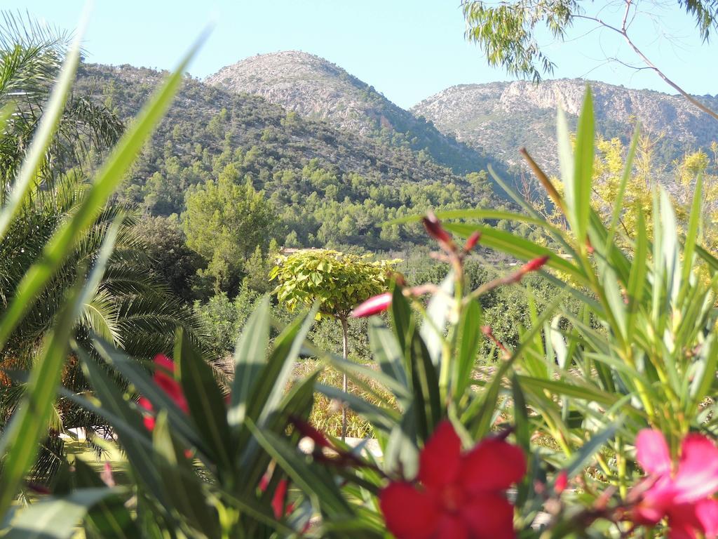 Loftotel Canet Еспорлес Екстериор снимка